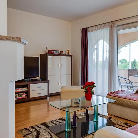 Apartman Jovic * Pula