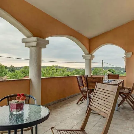 Apartman Jovic Apartment *